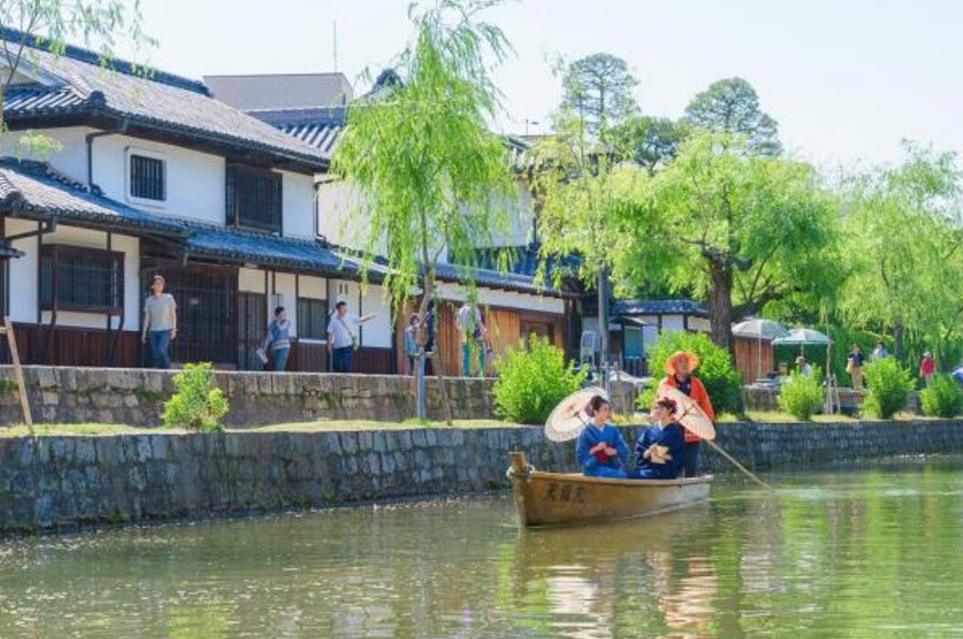 くらしき川舟流し